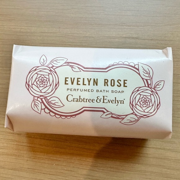 Crabtree & Evelyn “Evelyn Rose” Soap Duo - Picture 4 of 4